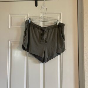 Aerie olive green lounge shorts